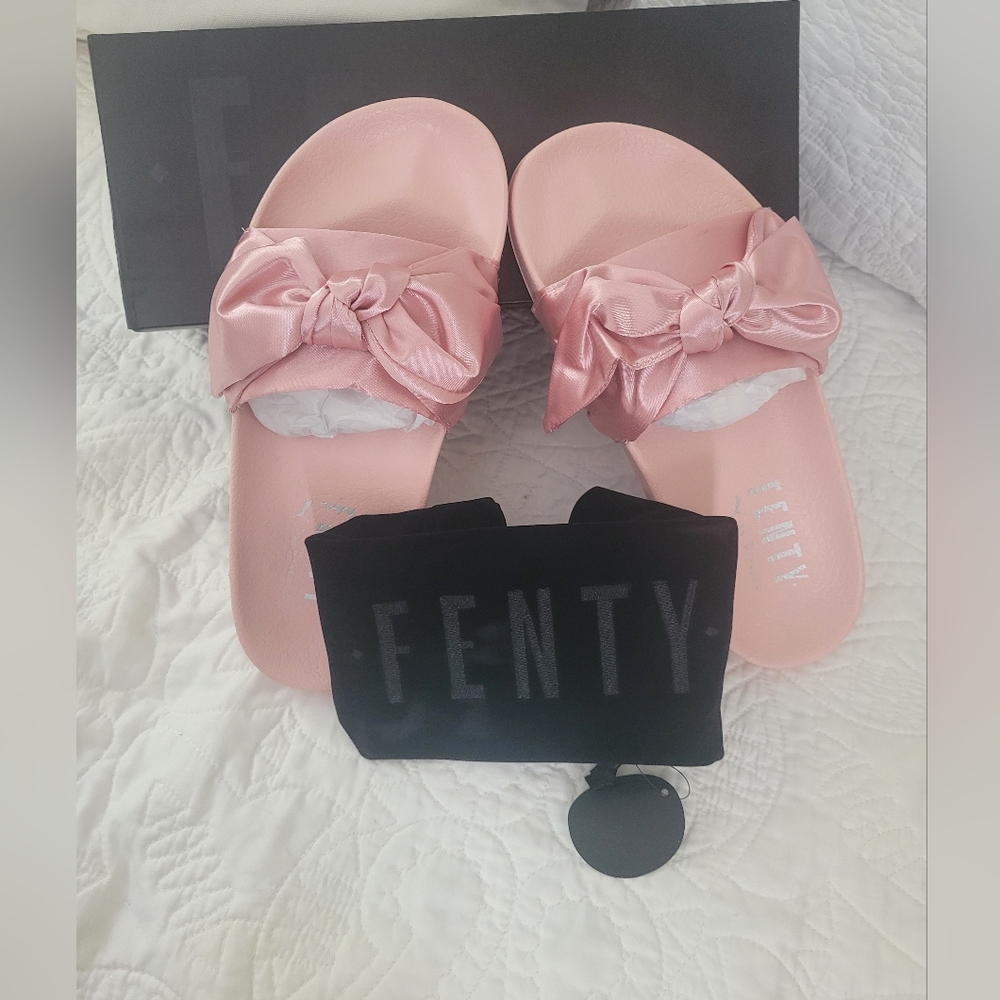New! Fenty x Puma Silver Pink Satin Bow Slide Sandals, Size 7.5 - Picture 2 of 5